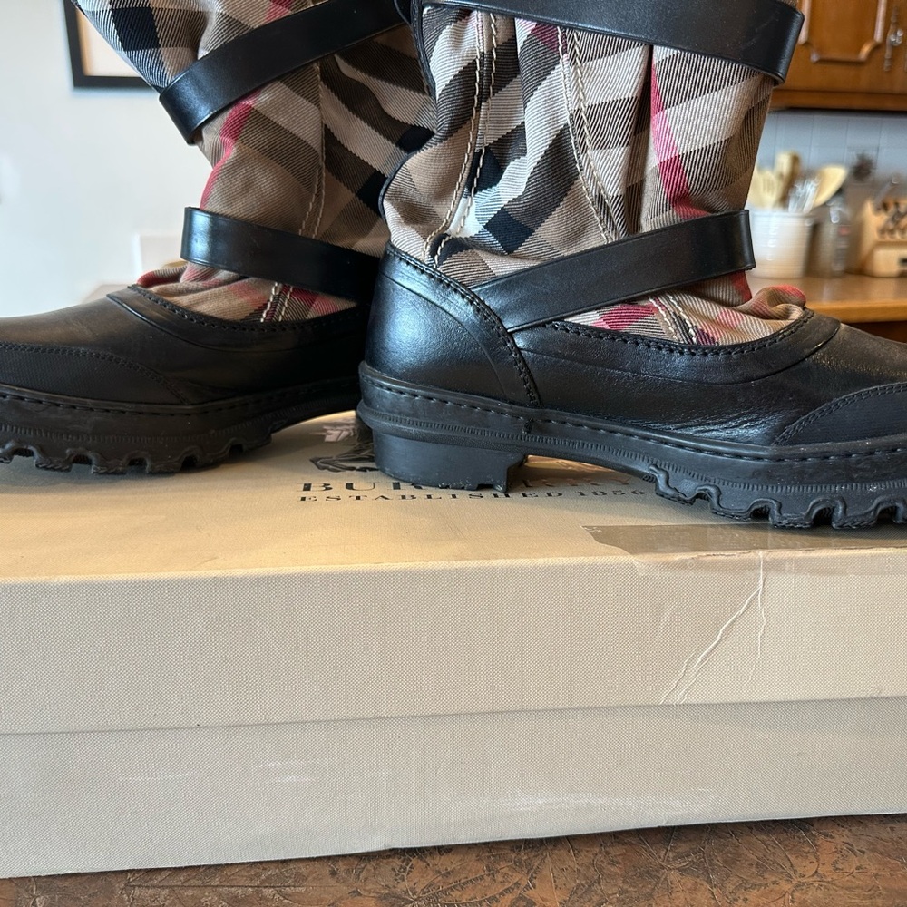 Burberry Black Leather & Beige Plaid Shearling-Trim Boots - Picture 11 of 14